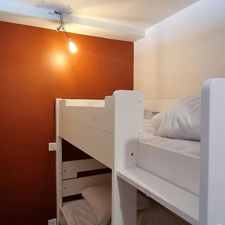 Renove Skis Aux Pieds - 4 Pers - Animaux Admis - Fr-1-181-2613 La Plagne